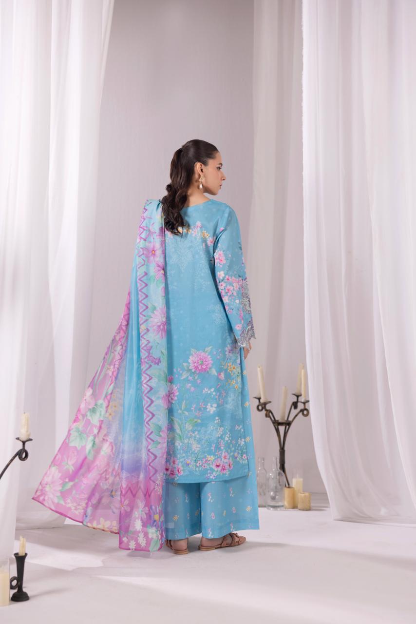 Hania – Aqua Blossom Elegance
