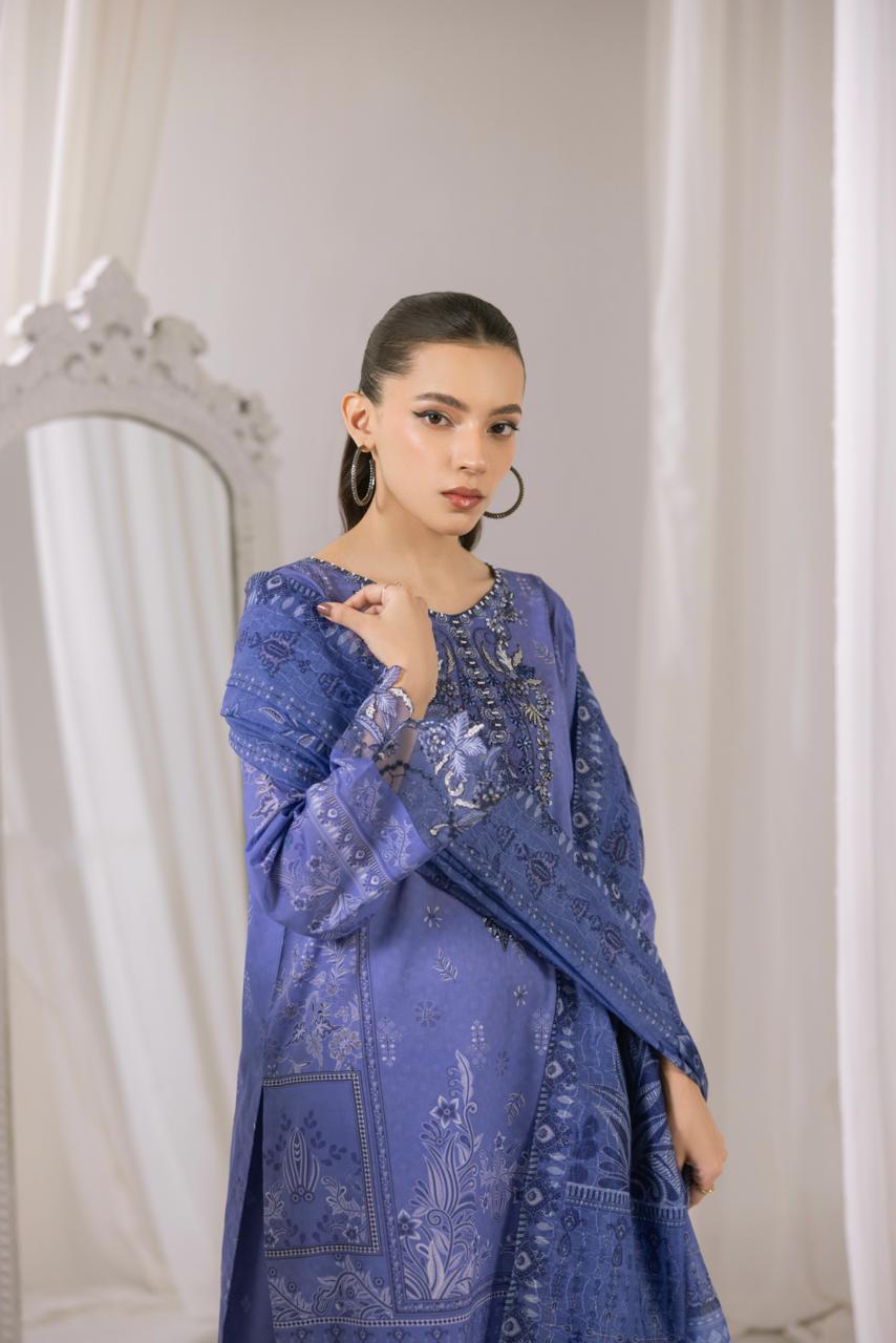 Noor – Periwinkle Mist Elegance