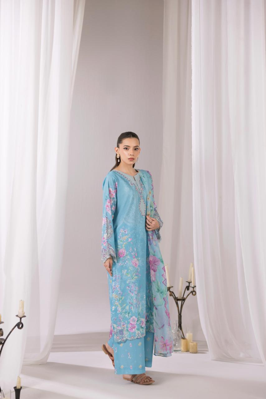 Hania – Aqua Blossom Elegance