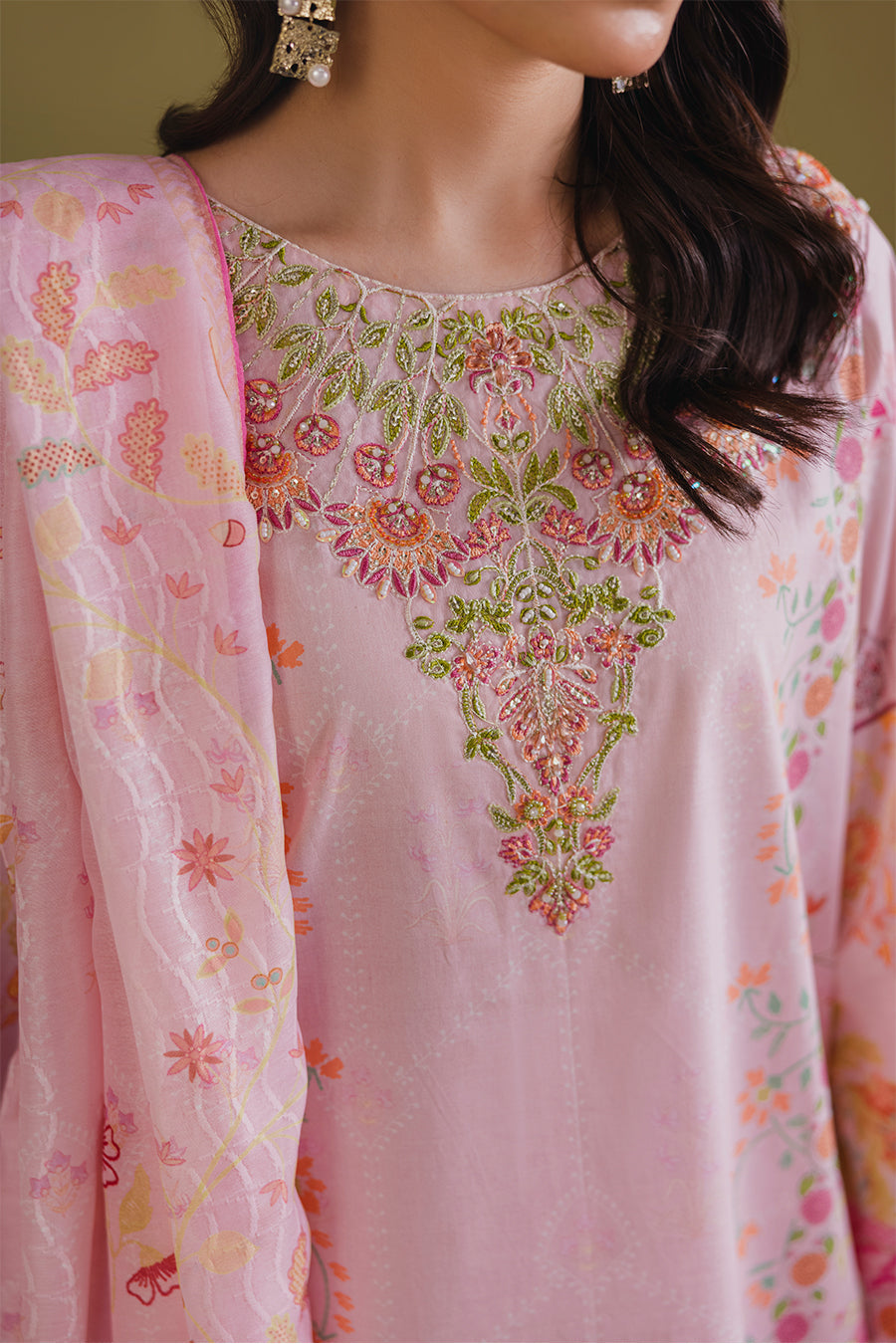 Bahar – Blush Petal Elegance