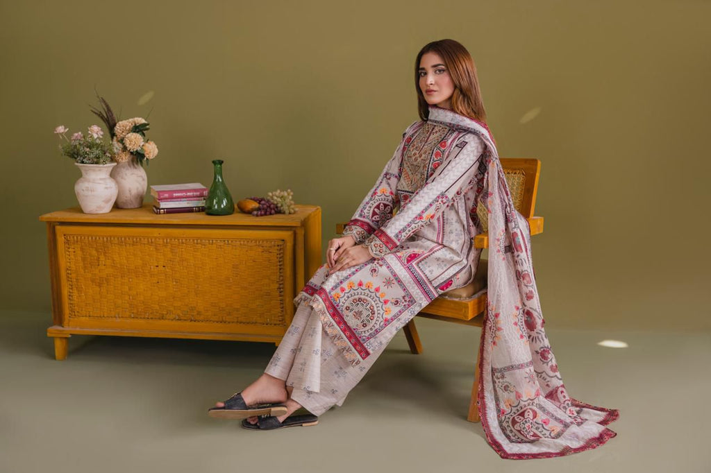 Mishaal – Ivory Mosaic Elegance