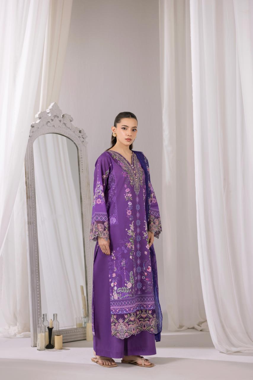 Zainab – Royal Violet Elegance